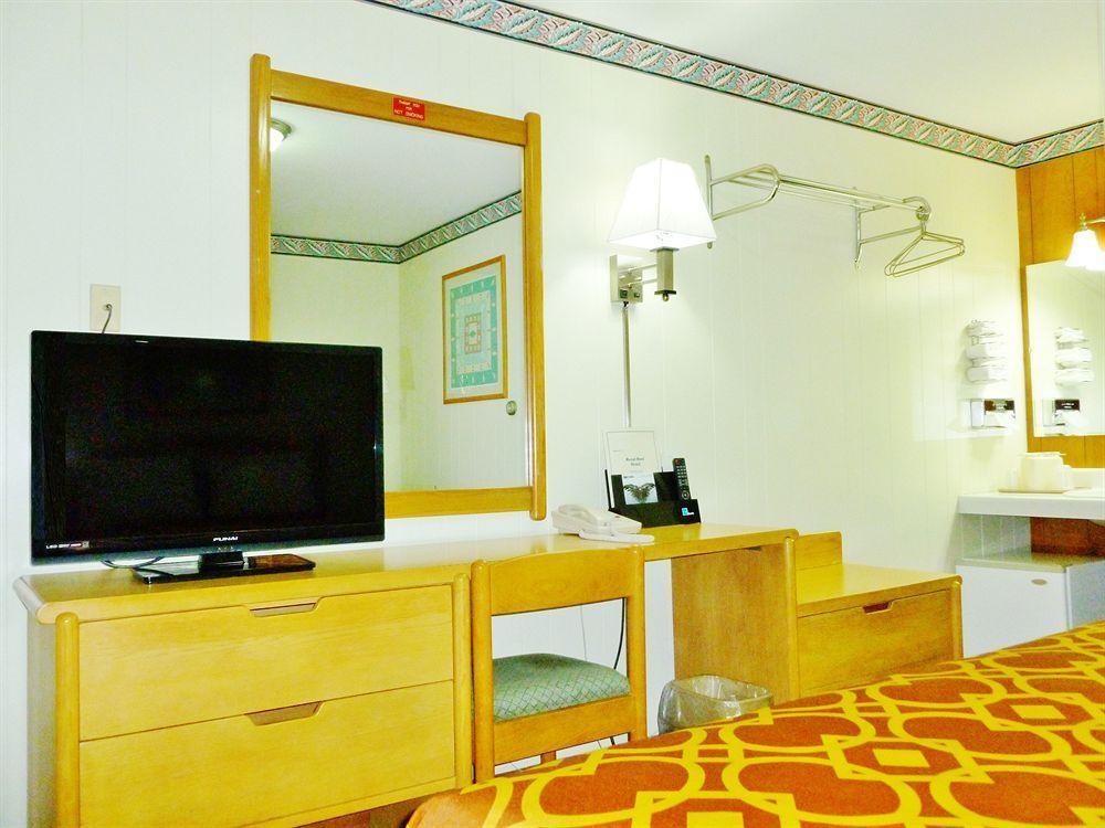 Royal Rest Motel Chariton Kültér fotó